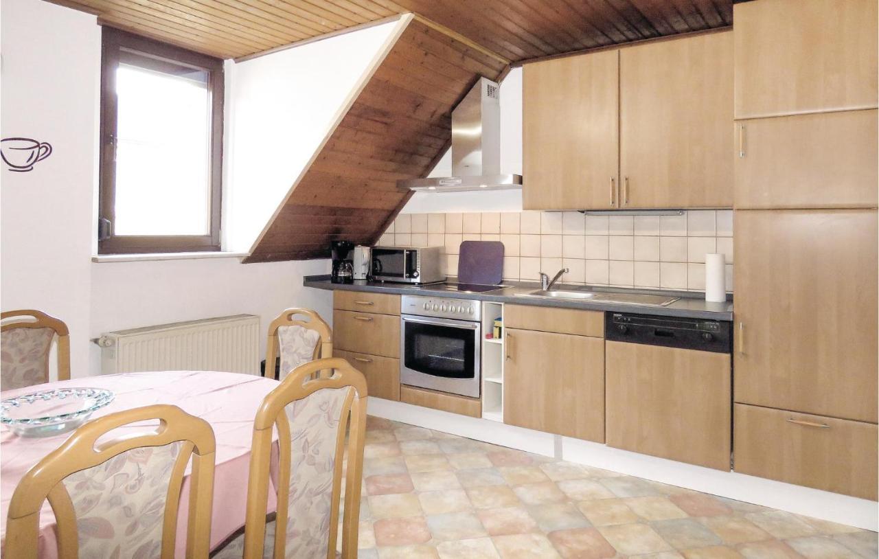 Gorgeous Apartment In Lahnstein With Kitchen Eksteriør bilde
